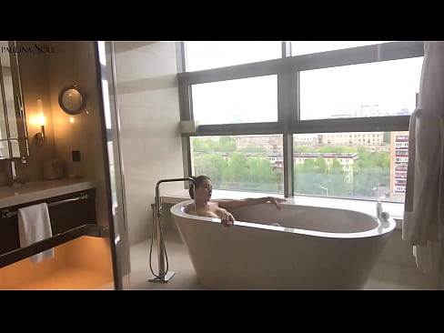 ❤️ Obrovská kočka vášnivě si honí kundu v koupelně ❤❌ Domácí porno u cs.sexogolic-info.ru ️❤